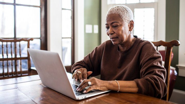 Senior woman using a laptop